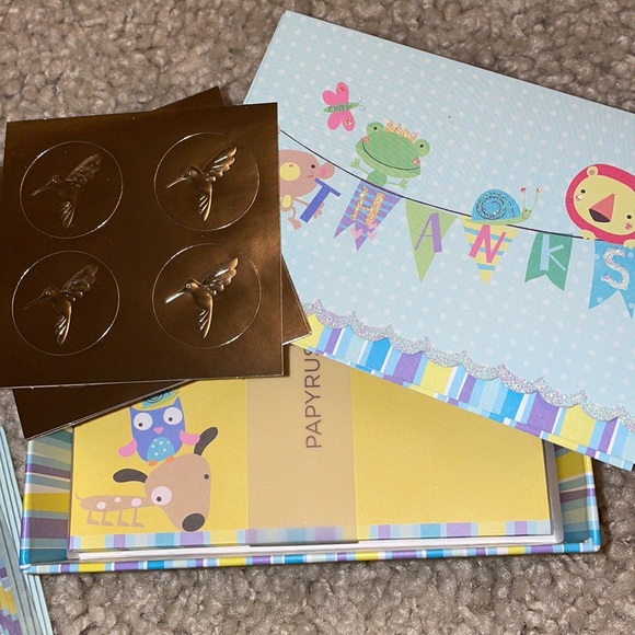 NIB Papyrus adorable thanks cards with envelopes - Picture 3 of 5